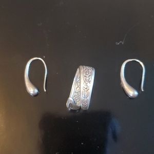 Ring and earring set